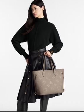 Louis Vuitton Neverfull MM Empreinte Turtledove Beige Tote Excellent Condition